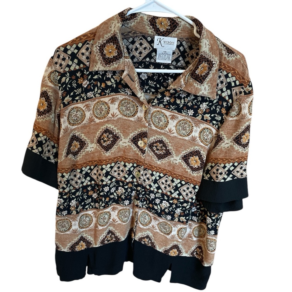 K Woman Vintage Patterned tan black brown Button Up Blouse size 16w lightweight